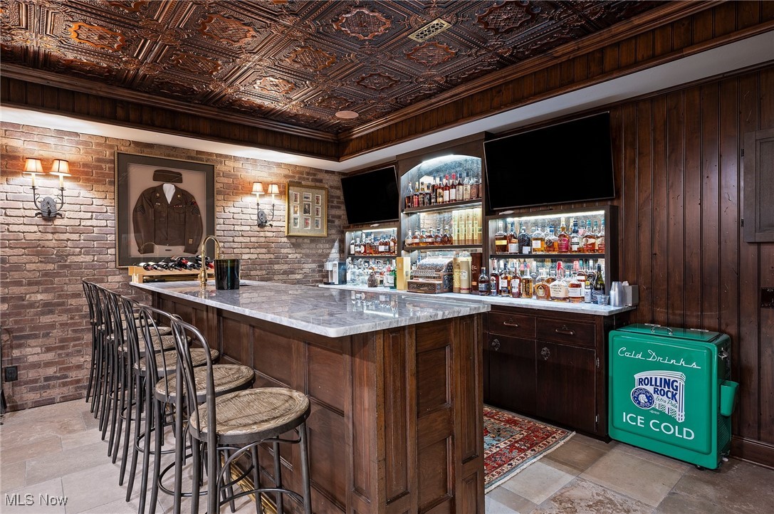 45125 Fairmount Boulevard Hunting Valley OH 44022