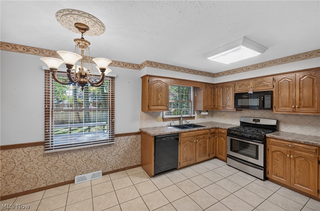 700 Austin Drive Barberton OH 44203