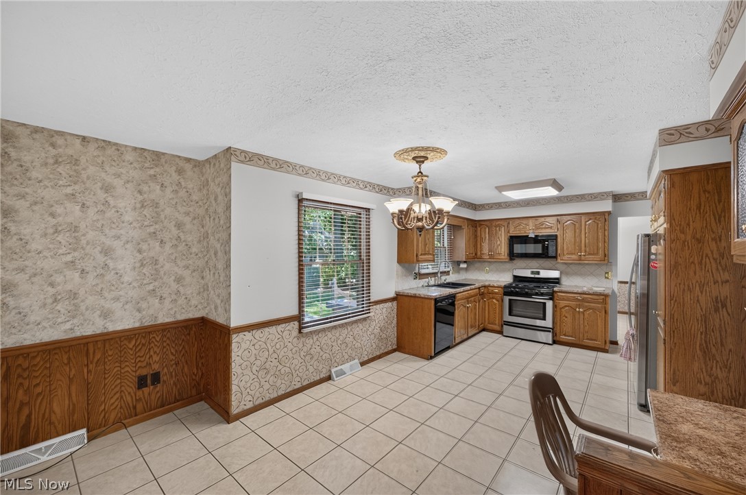 700 Austin Drive Barberton OH 44203