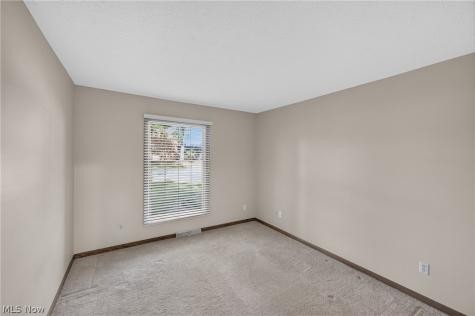 700 Austin Drive Barberton OH 44203