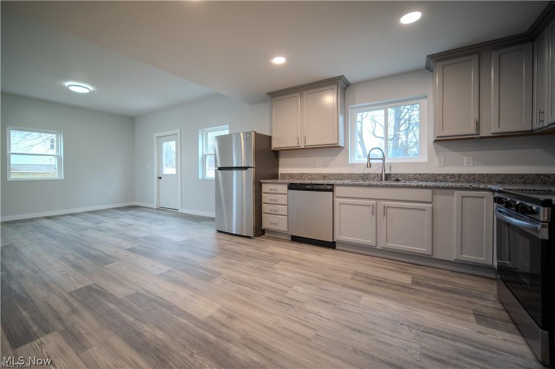 1352 Hillcrest Drive Atwater OH 44201