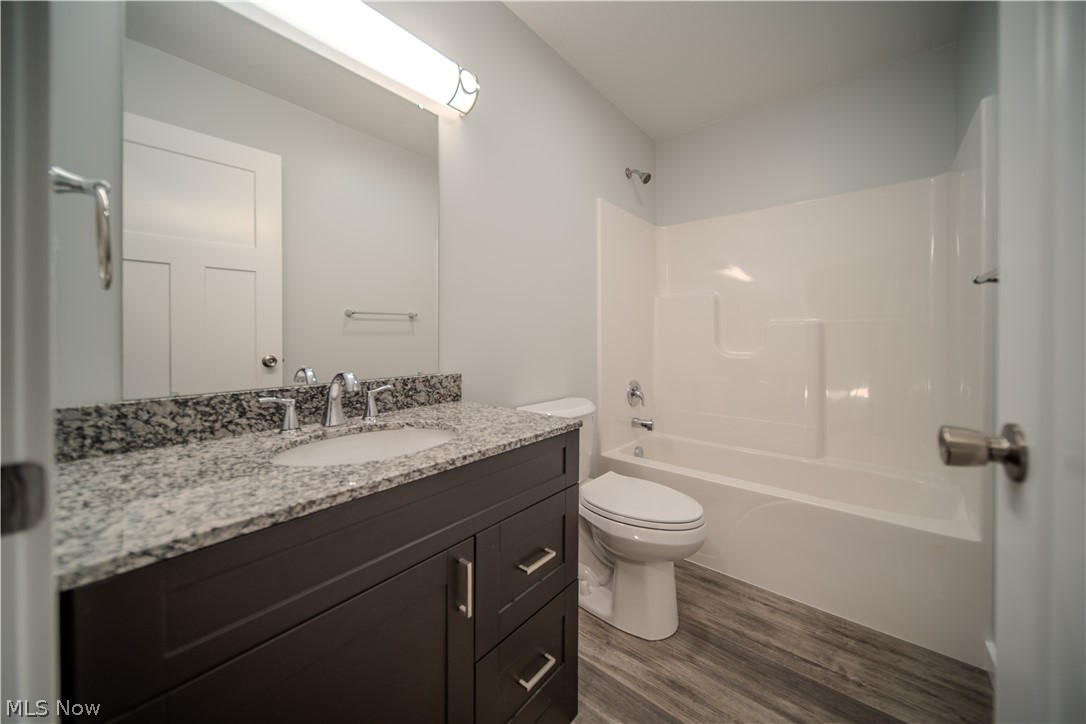 1352 Hillcrest Drive Atwater OH 44201