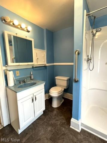 1057 Dover Avenue Akron OH 44320