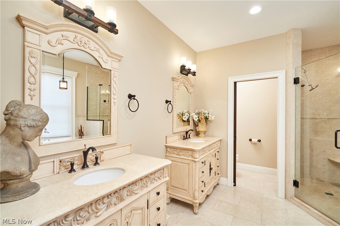 2781 Country Club Boulevard Rocky River OH 44116