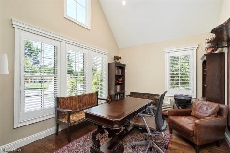 2781 Country Club Boulevard Rocky River OH 44116