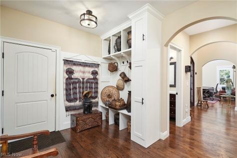 2781 Country Club Boulevard Rocky River OH 44116