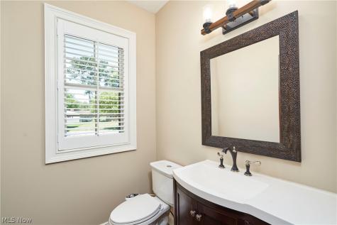 2781 Country Club Boulevard Rocky River OH 44116