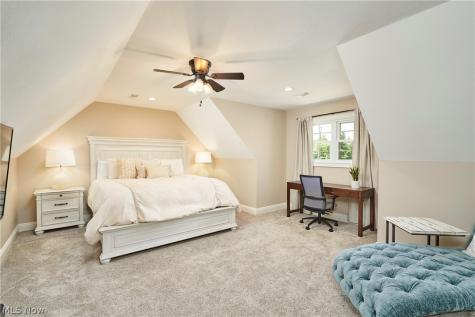 2781 Country Club Boulevard Rocky River OH 44116