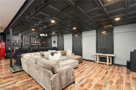 2781 Country Club Boulevard Rocky River OH 44116