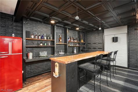 2781 Country Club Boulevard Rocky River OH 44116