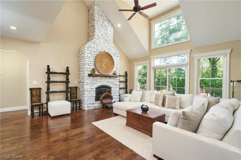2781 Country Club Boulevard Rocky River OH 44116