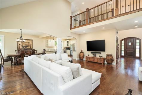 2781 Country Club Boulevard Rocky River OH 44116