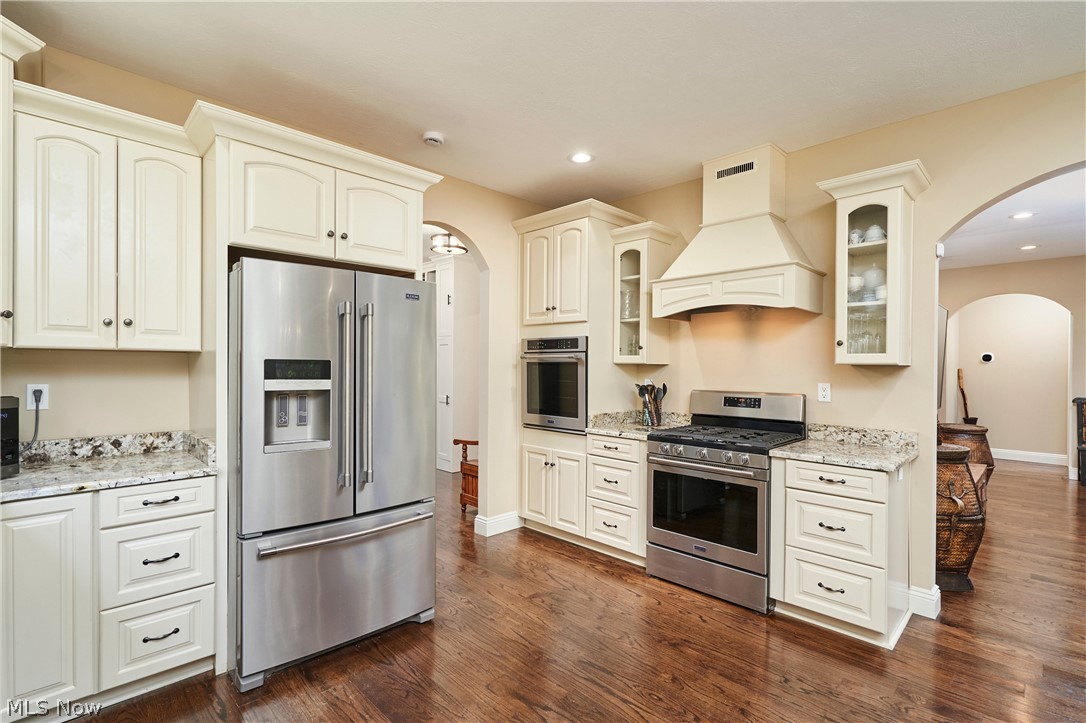 2781 Country Club Boulevard Rocky River OH 44116