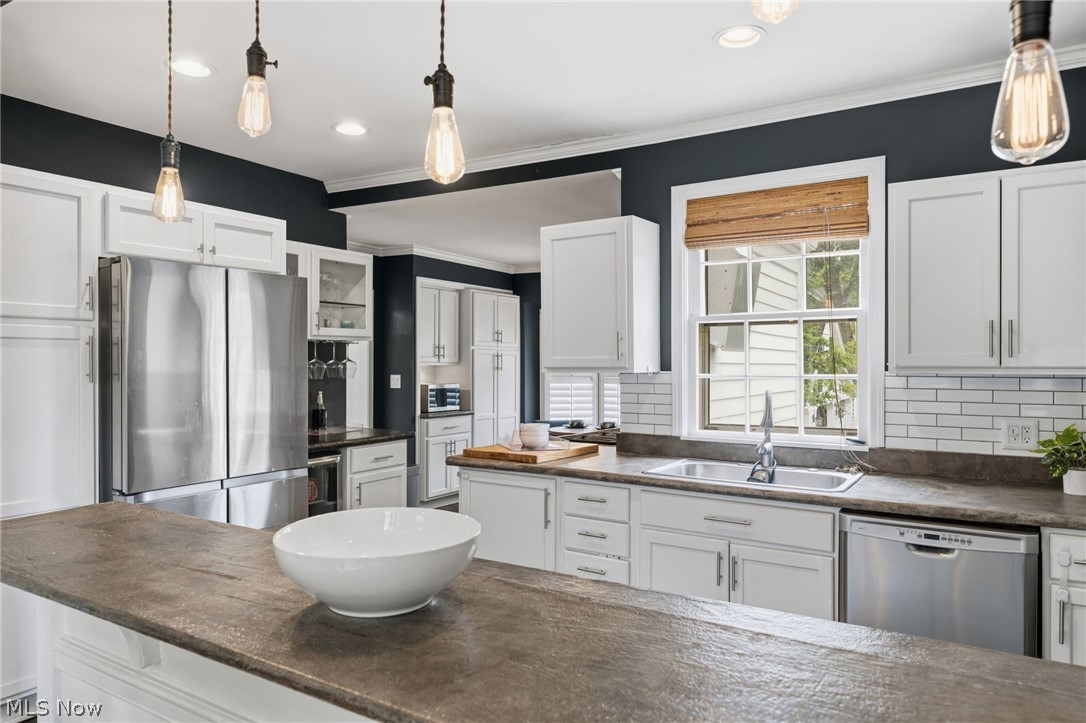 58 E Washington Street Chagrin Falls OH 44022