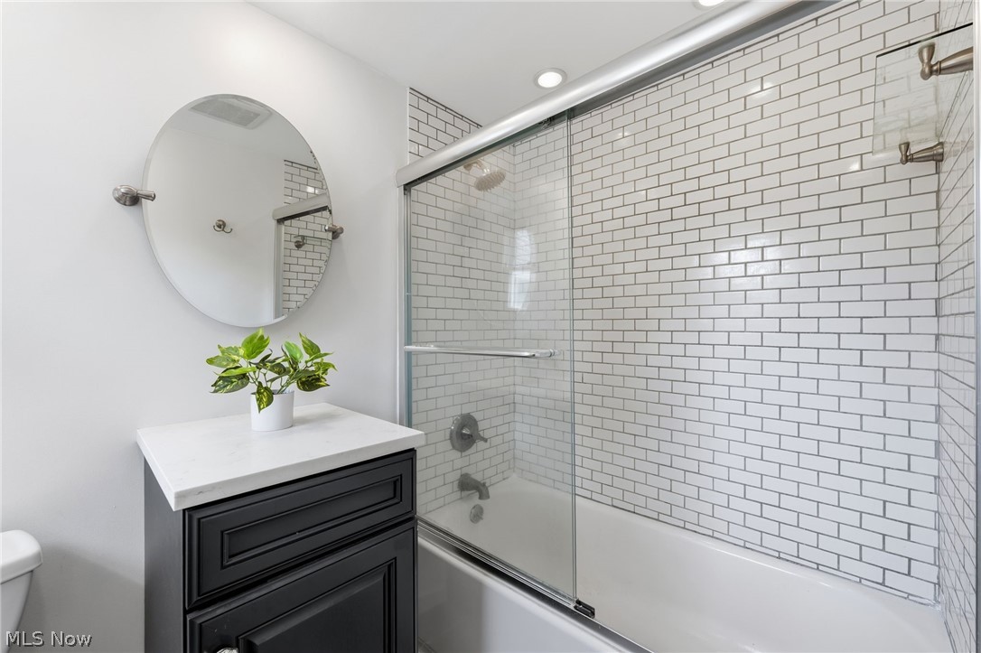 58 E Washington Street Chagrin Falls OH 44022