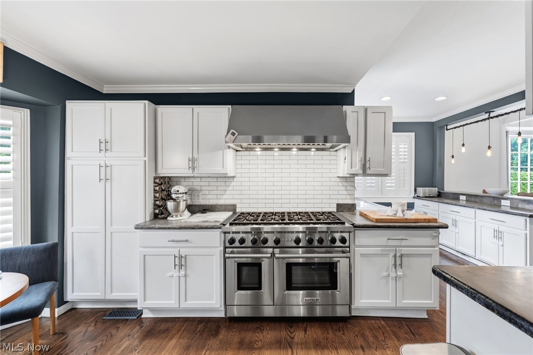58 E Washington Street Chagrin Falls OH 44022