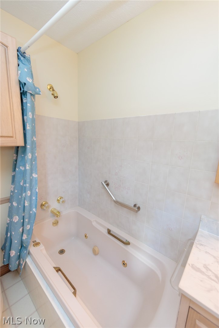 524 Arlington Boulevard Newton Falls OH 44444