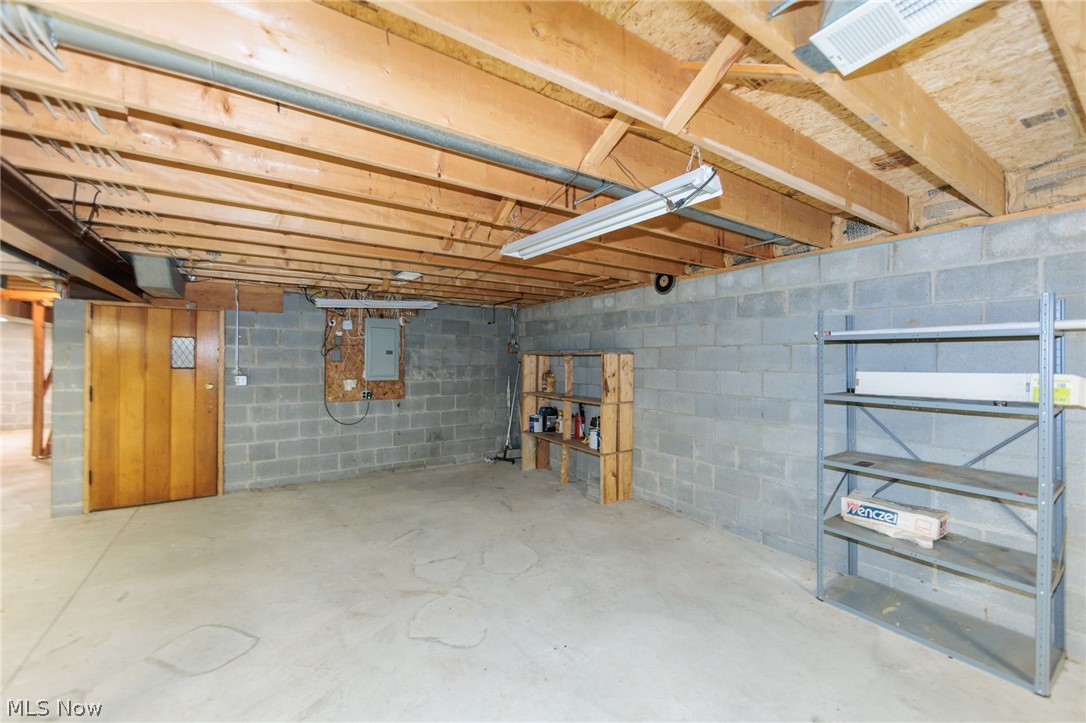 524 Arlington Boulevard Newton Falls OH 44444