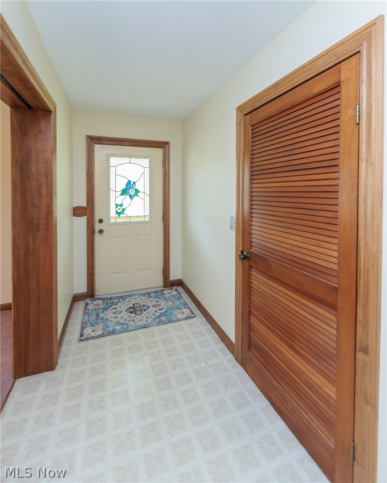 524 Arlington Boulevard Newton Falls OH 44444