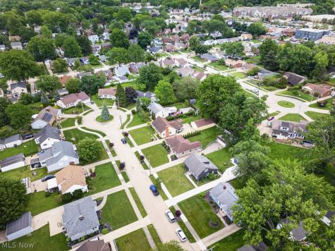 20349 Marian Lane Rocky River OH 44116