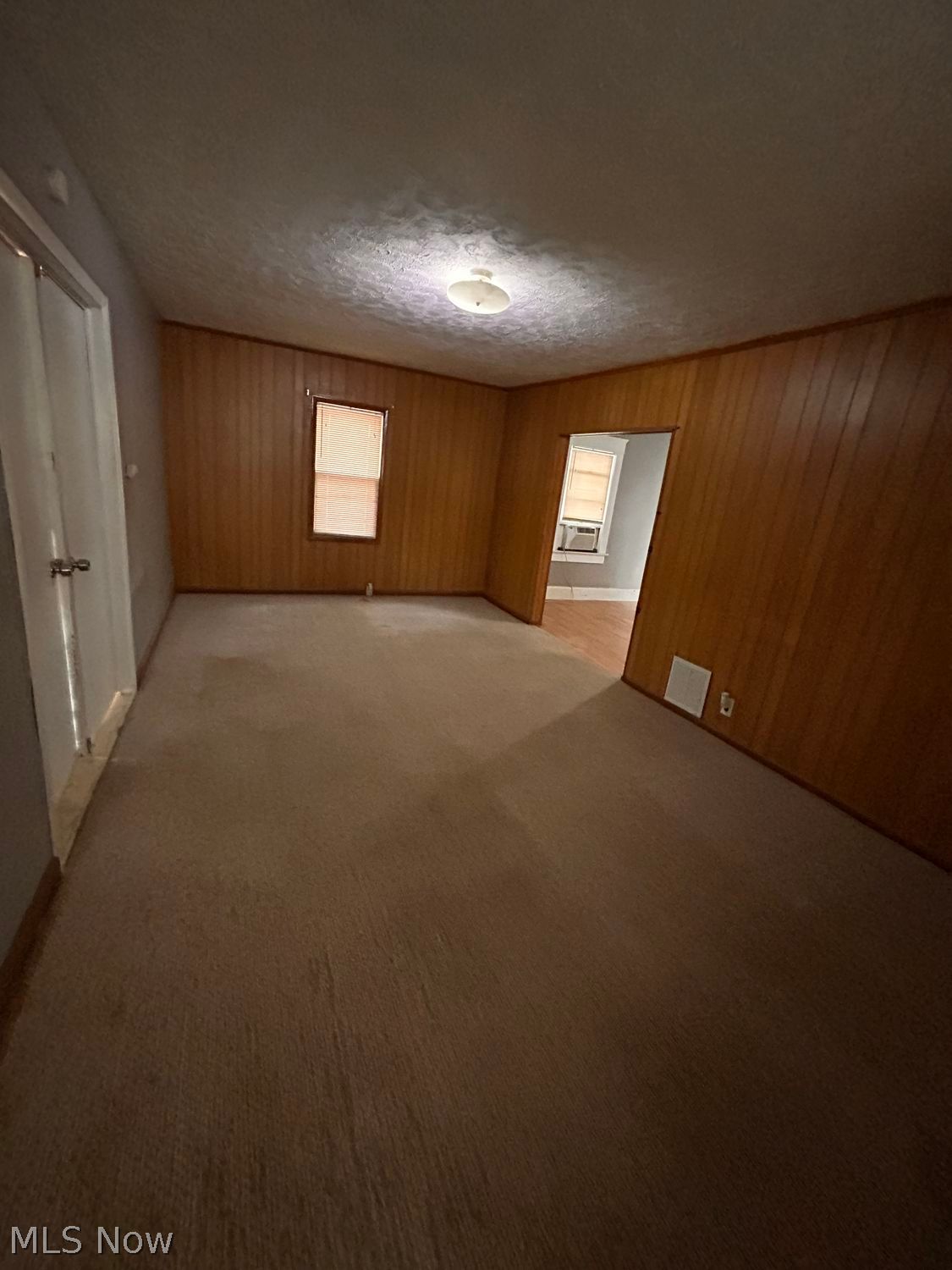 1436 Sara Avenue Akron OH 44305
