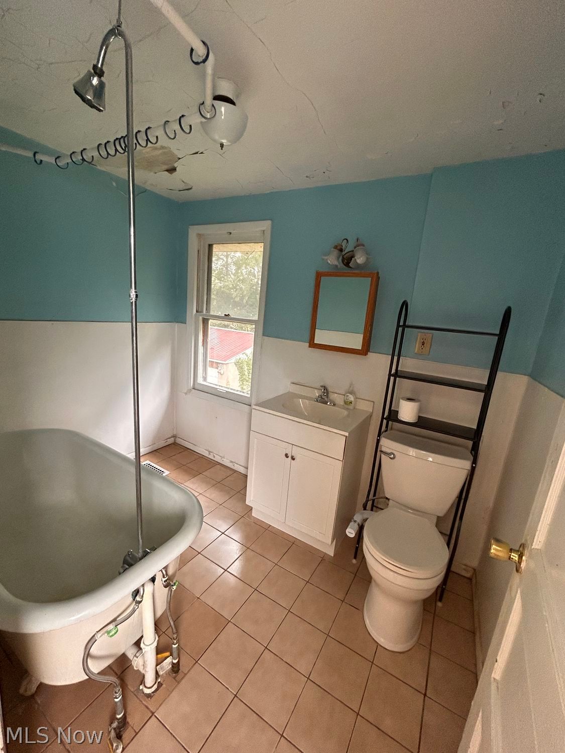1436 Sara Avenue Akron OH 44305