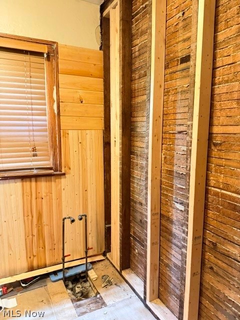 1706 Hampton Road Akron OH 44305