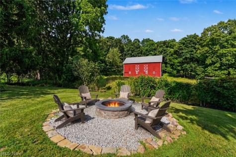 1375 Sackett Hills Drive Akron OH 44313