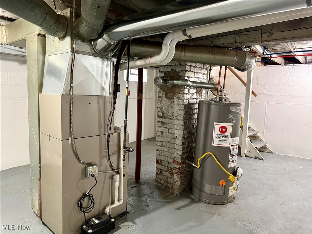 566 Mckinley Avenue Akron OH 44311