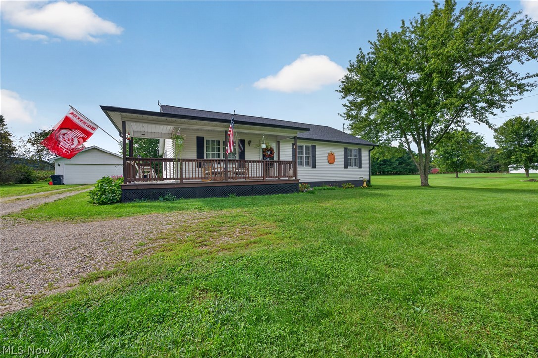 576 School Street Tuscarawas OH 44682
