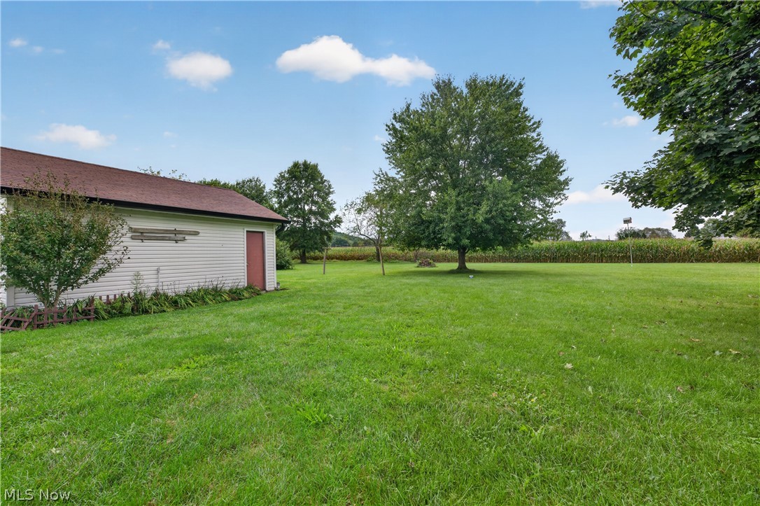 576 School Street Tuscarawas OH 44682