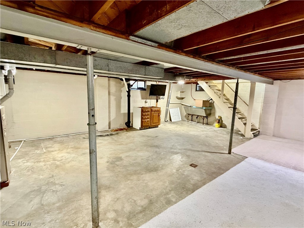 4309 State Road Ashtabula OH 44004
