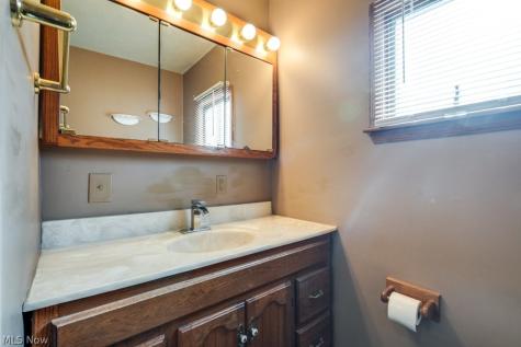 37518 Arlington Drive Willoughby OH 44094
