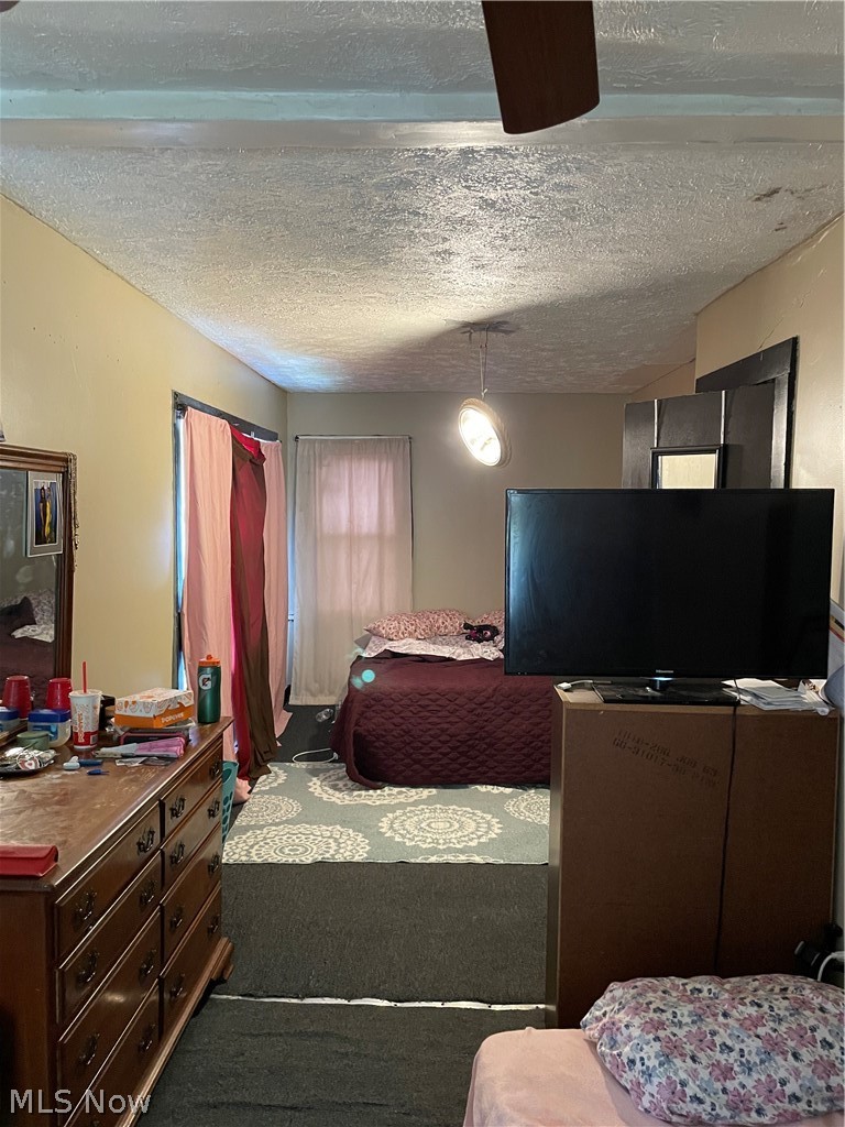 1815 Grantham Road Cleveland OH 44112