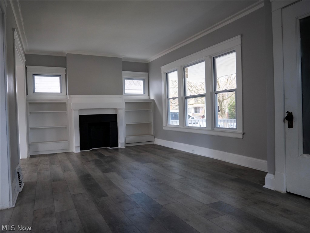 12010 Castlewood Avenue Cleveland OH 44108