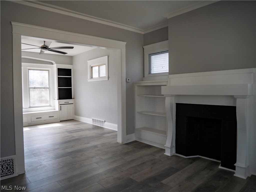 12010 Castlewood Avenue Cleveland OH 44108