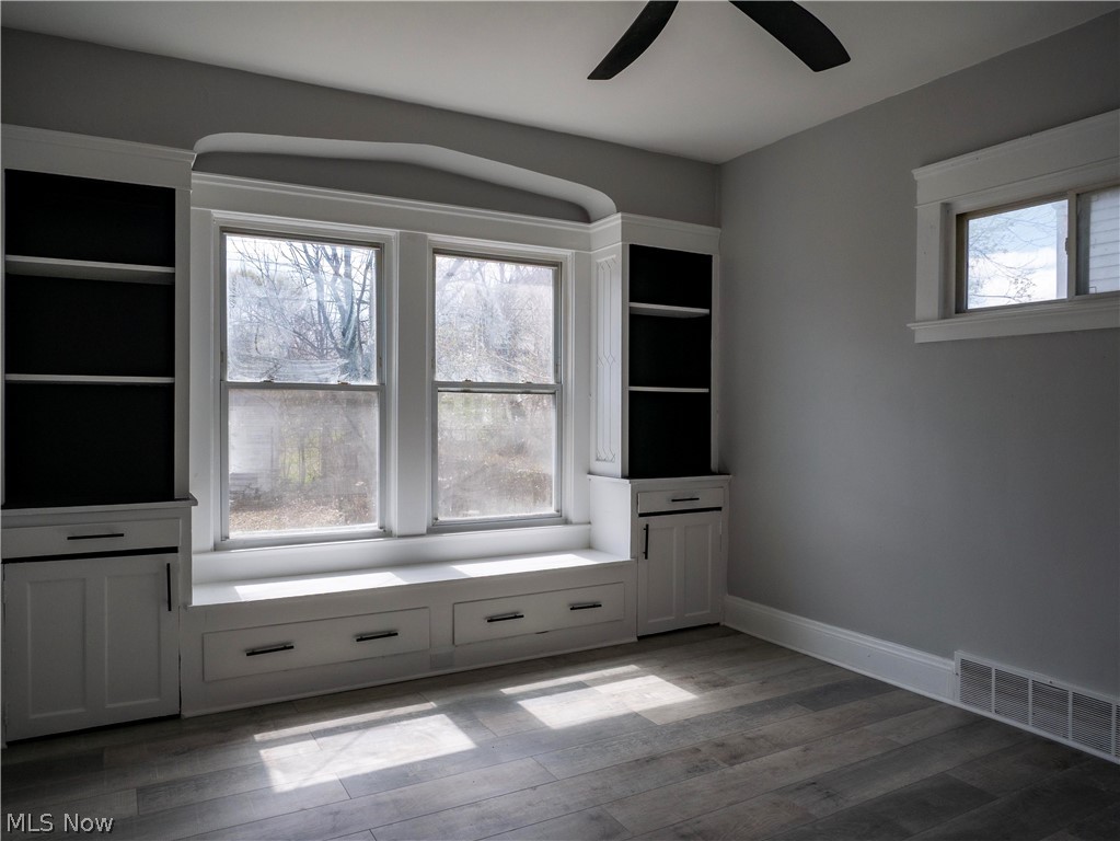 12010 Castlewood Avenue Cleveland OH 44108