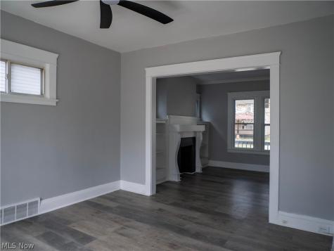 12010 Castlewood Avenue Cleveland OH 44108
