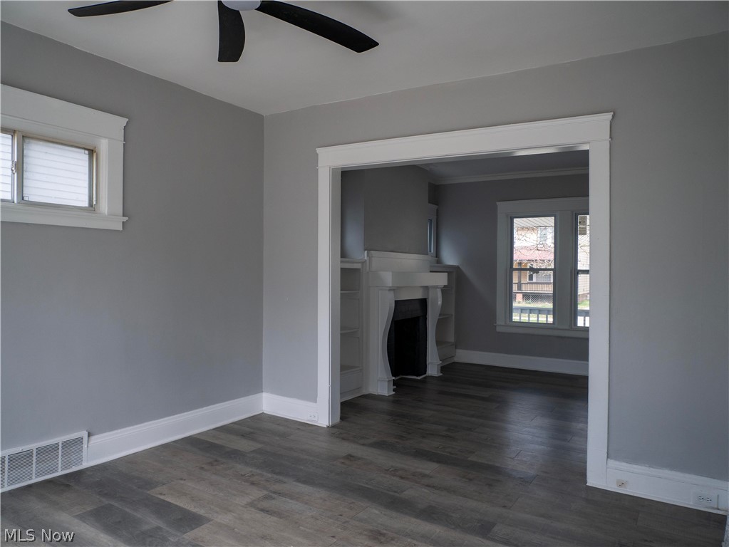 12010 Castlewood Avenue Cleveland OH 44108