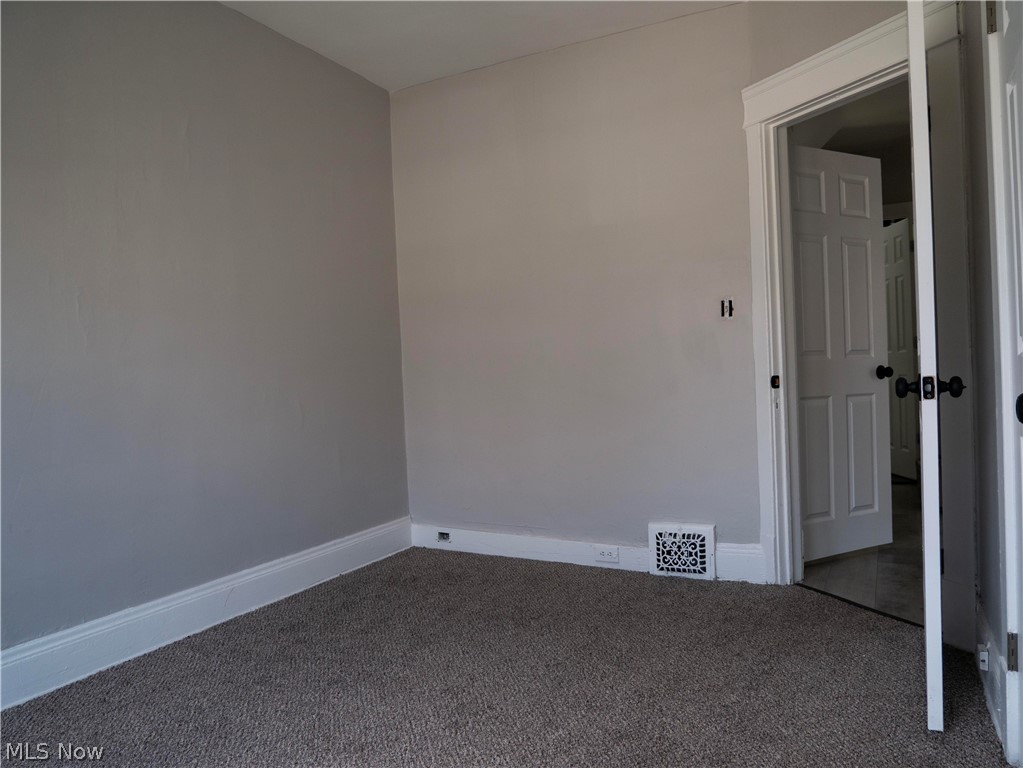 12010 Castlewood Avenue Cleveland OH 44108