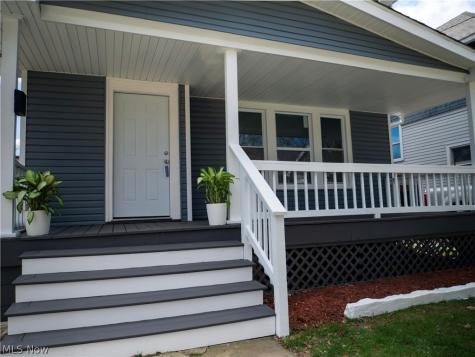 12010 Castlewood Avenue Cleveland OH 44108