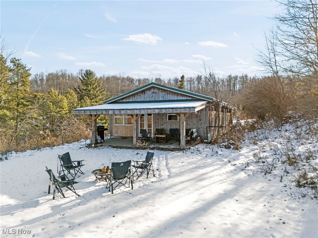 15216 Grove Road SE Port Washington OH 43837