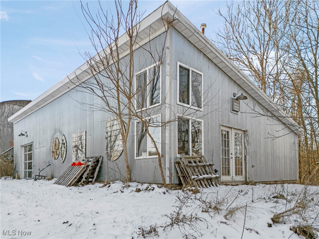 15216 Grove Road SE Port Washington OH 43837