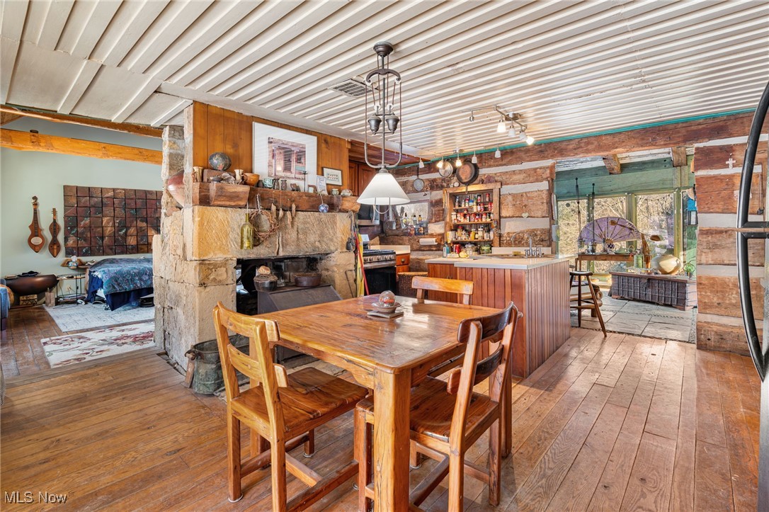 15216 Grove Road SE Port Washington OH 43837
