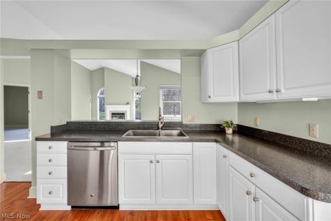 425 Armante Court Akron OH 44313
