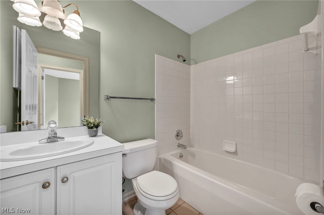 425 Armante Court Akron OH 44313