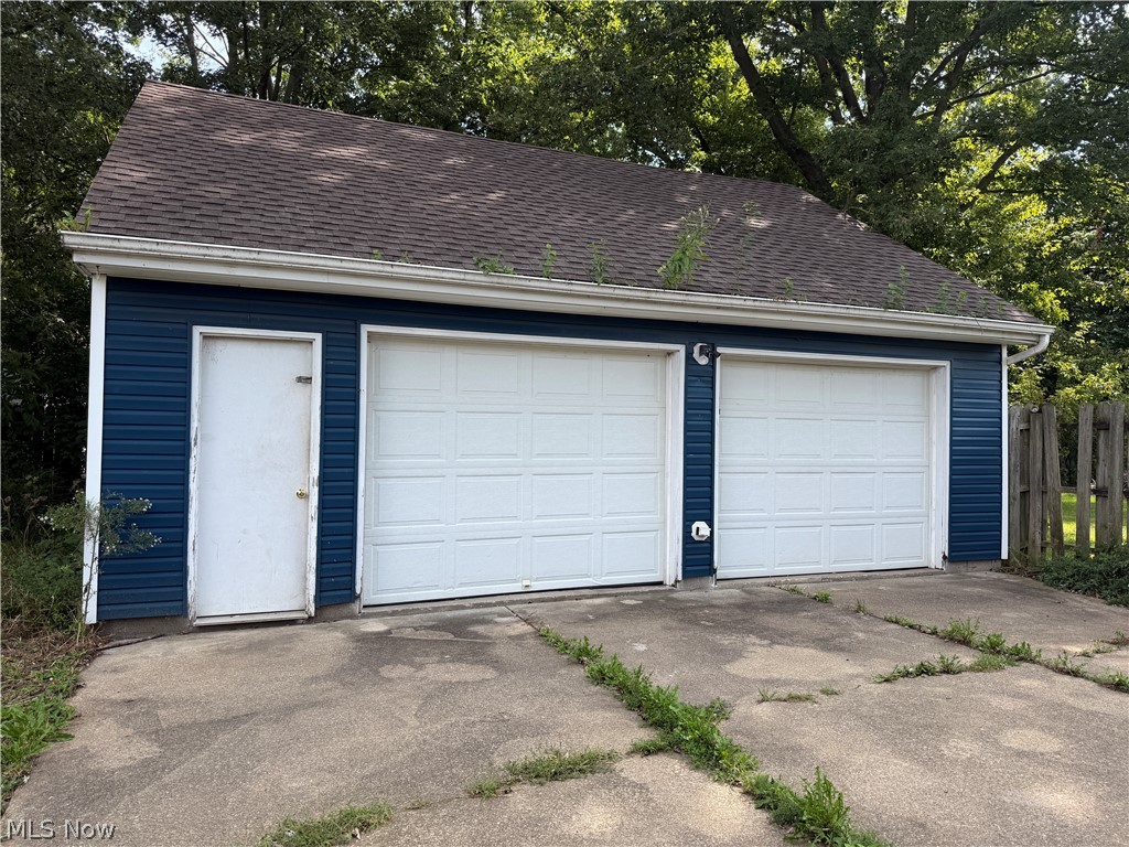 925 West Drive Sheffield OH 44054