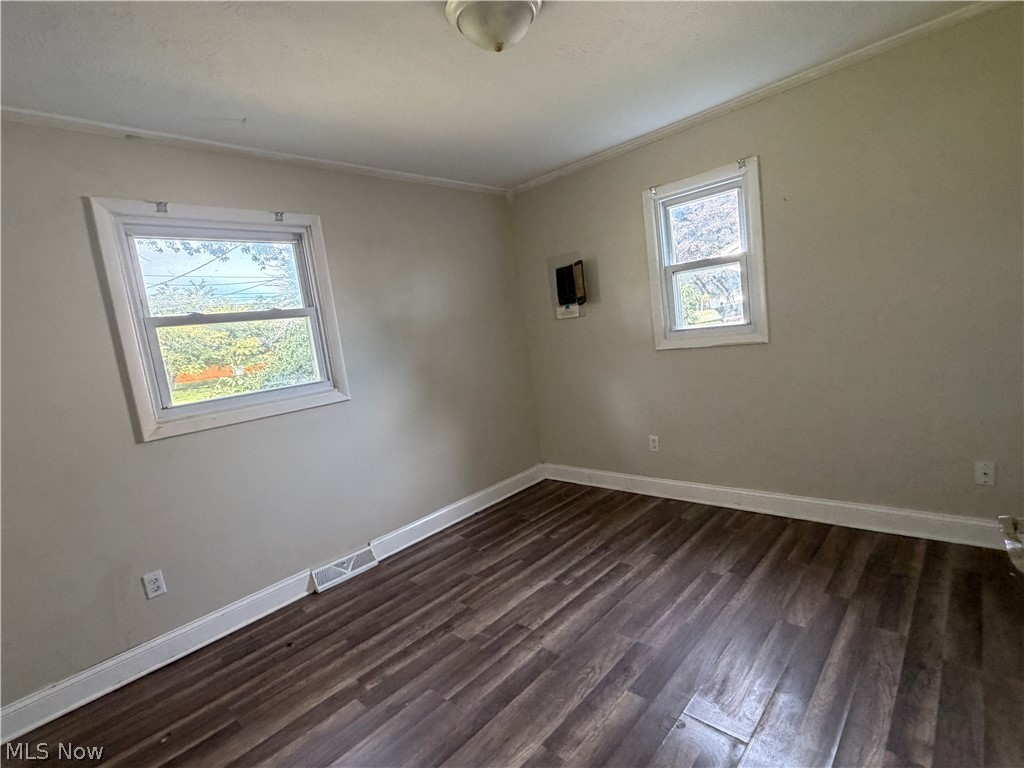 925 West Drive Sheffield OH 44054