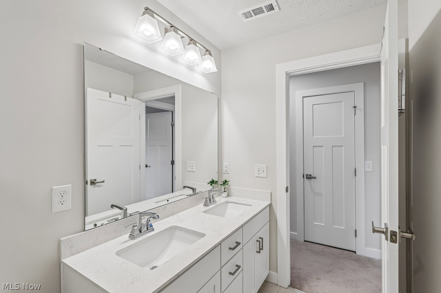 9074 Winfield Lane North Ridgeville OH 44039