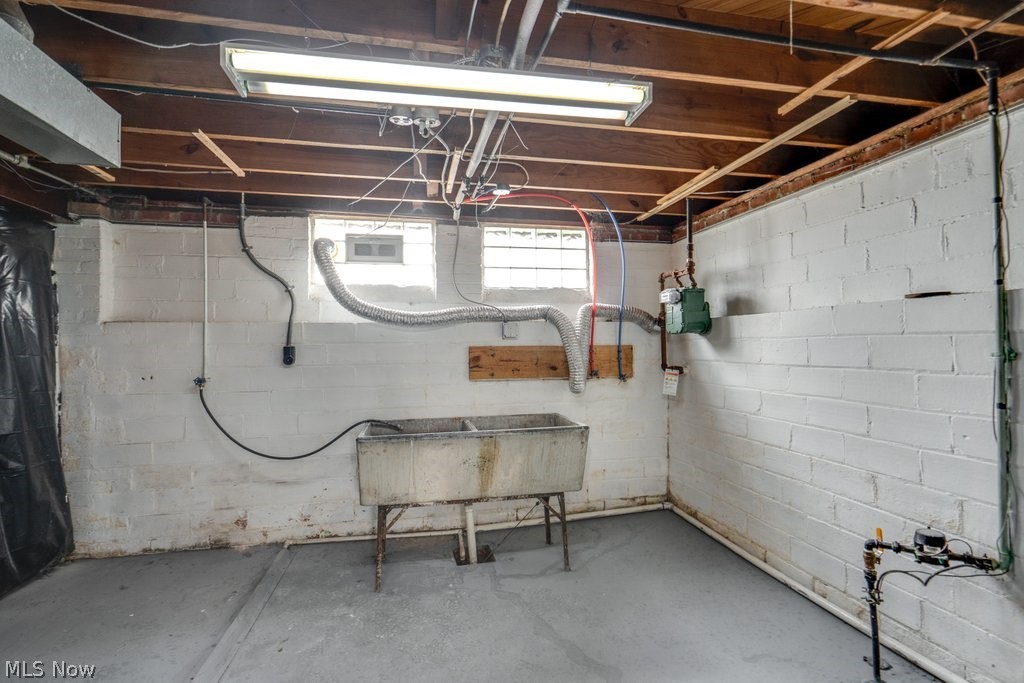 12013 Wayland Avenue Cleveland OH 44111